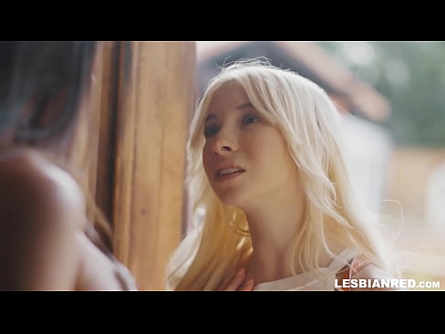 ❤️ Dívka se po několika měsících vrátí domů a skončí u lízání kundy své nevlastní matky ❌ Šukání u porna cs.trysex.ru ❌
