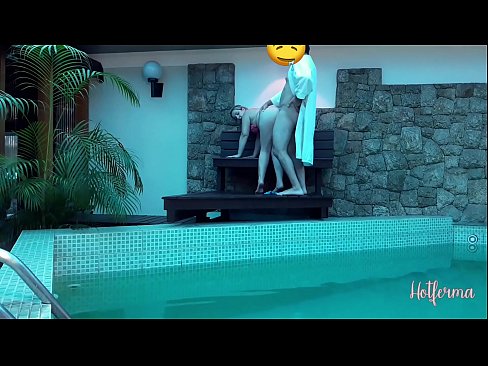 ❤️ Šéf pozve služebnou k bazénu, ale neodolala žhavému ❌ Šukání u porna cs.trysex.ru ❌